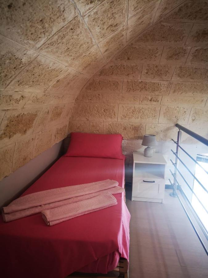 ברינדיזי Metro Casa Vacanze מראה חיצוני תמונה