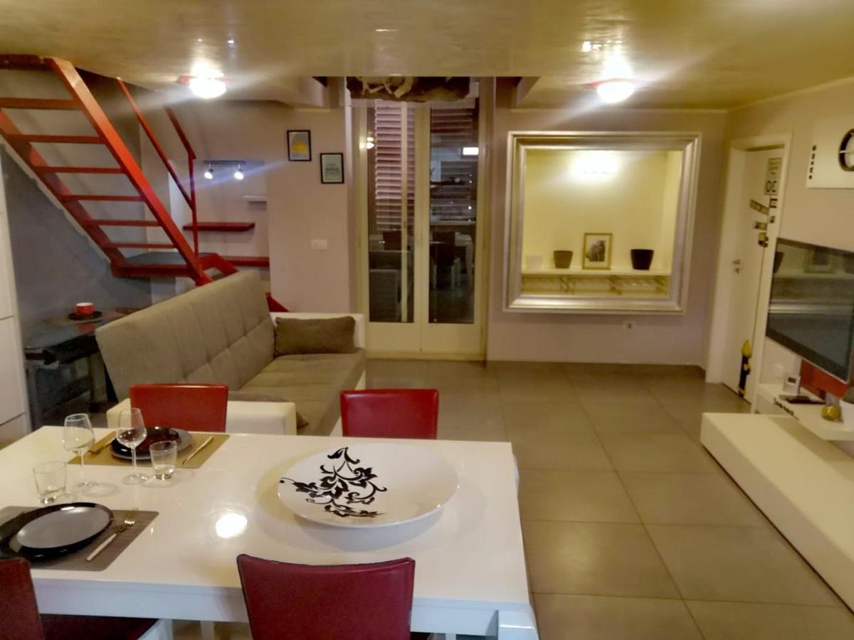 ברינדיזי Metro Casa Vacanze מראה חיצוני תמונה